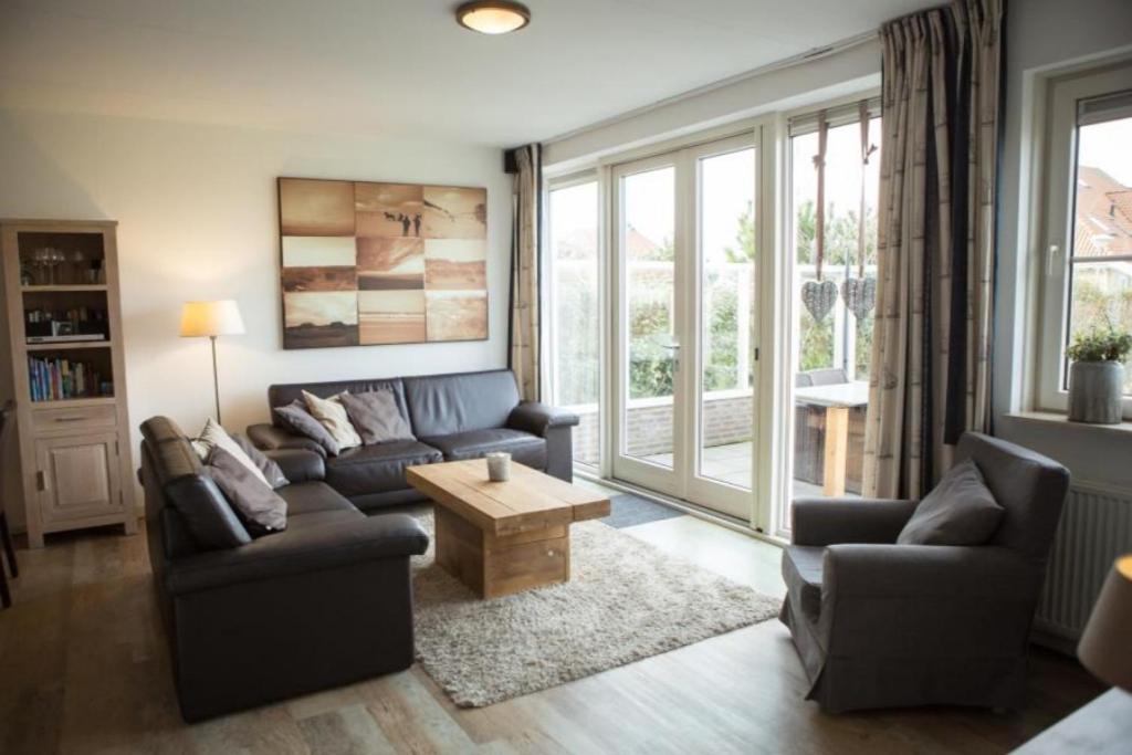 Weidevilla Xxl Hollum  Exterior photo